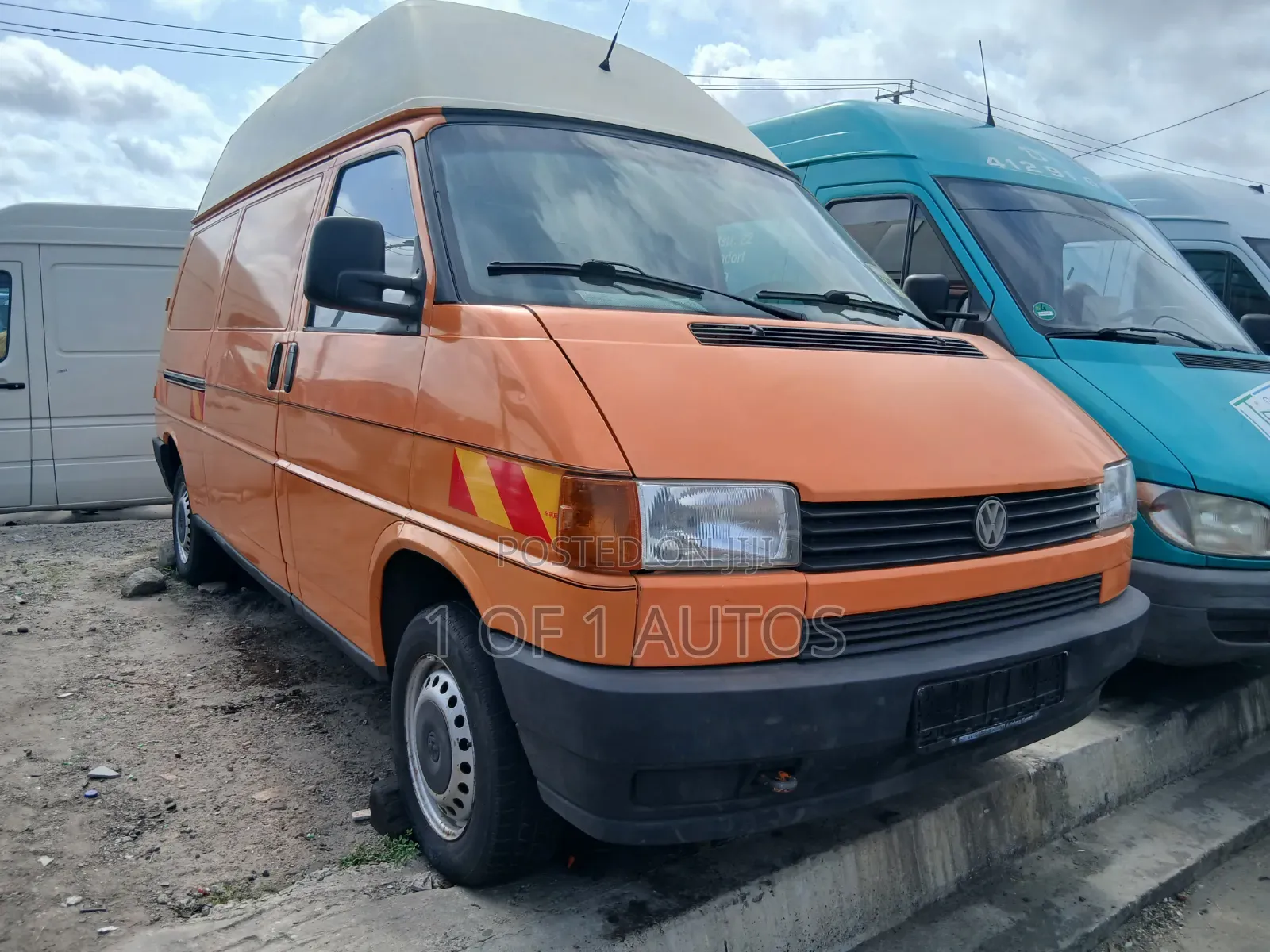 Volkswagen Transporter 2005 Orange