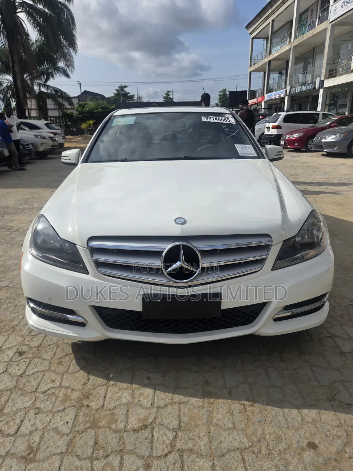 Mercedes-Benz C300 2012 White