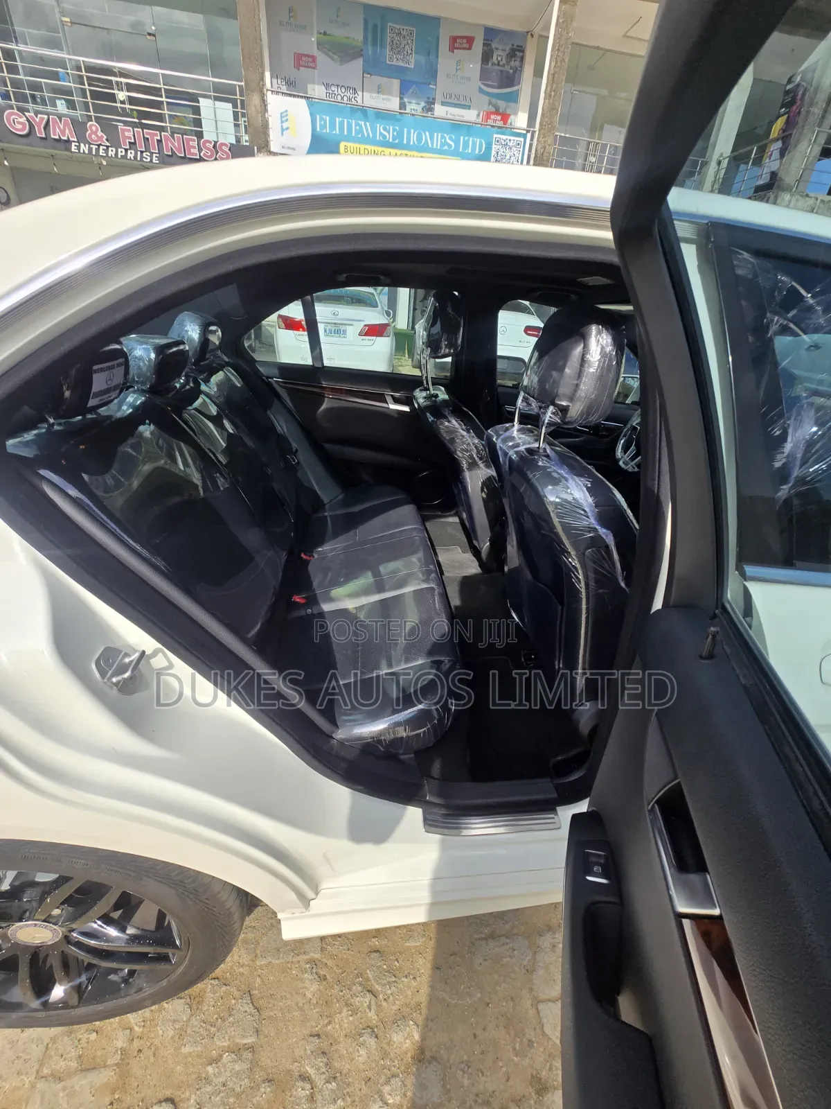 Mercedes-Benz C300 2012 White