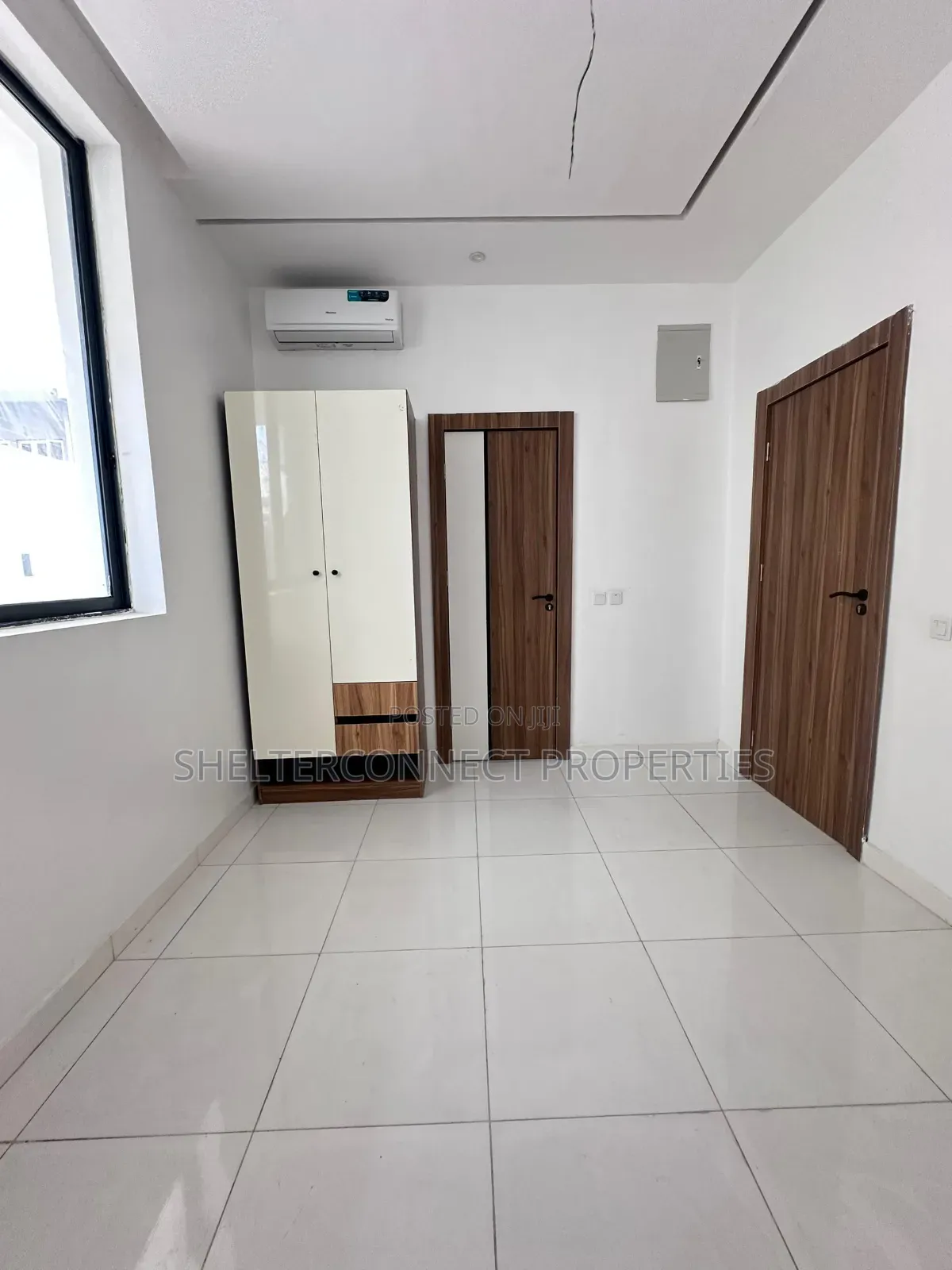 1bdrm Apartment in Lekki Phase 1 for sale