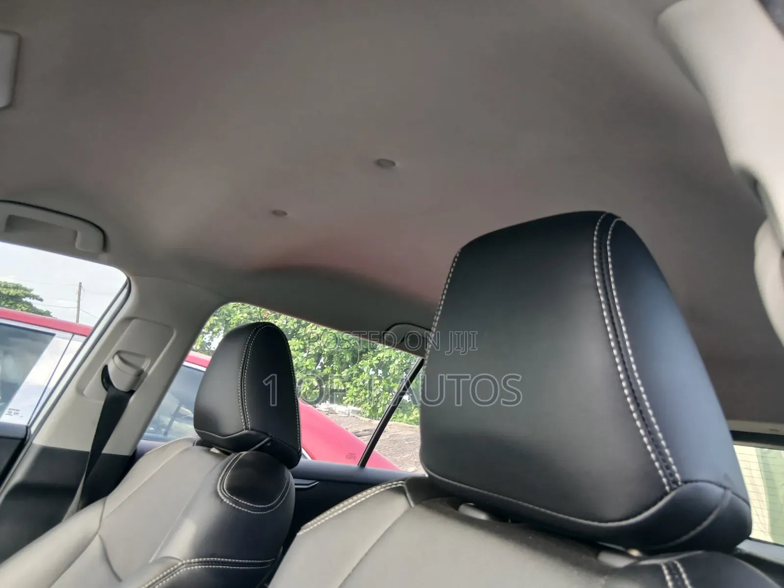 Toyota RAV4 LE FWD 2020 Blue