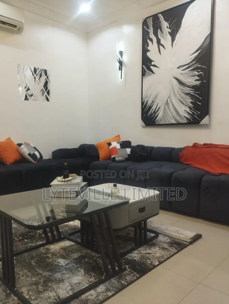Clean 2 Bedroom Apartment