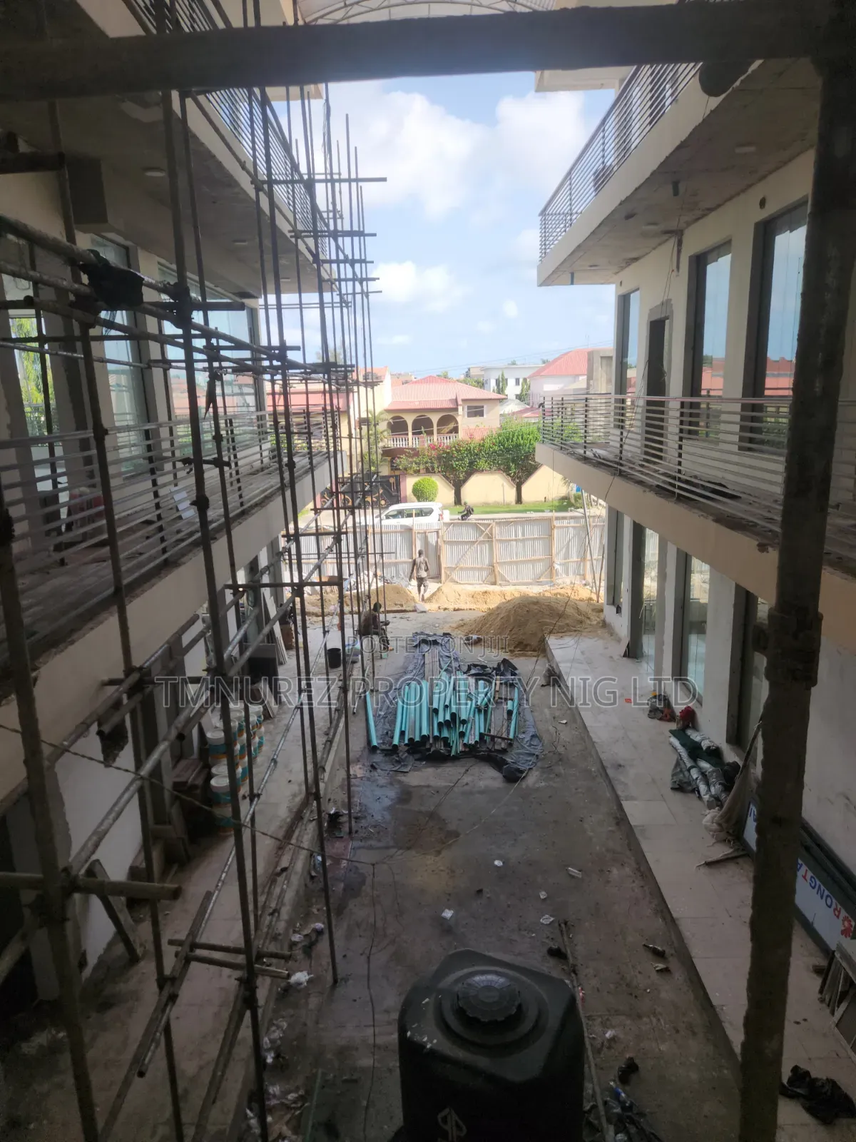 Shop for Rent Lekki Phase1 New Shop