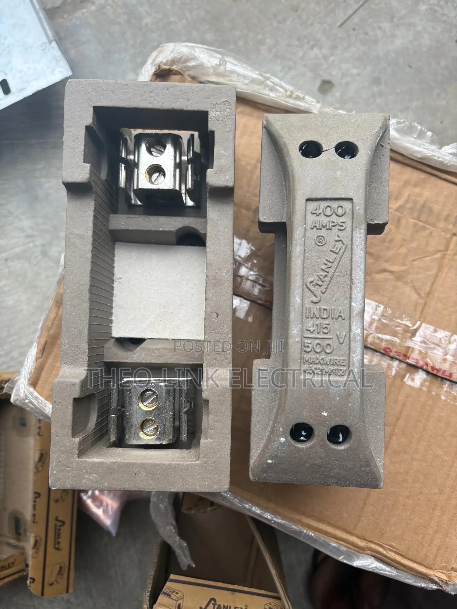 400amps Stanley Fuse and Base