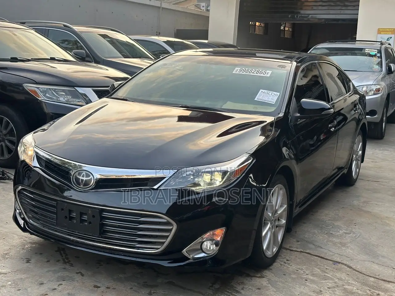 Toyota Avalon Limited 4dr Sedan (3.5L 6cyl 6A) 2015 Black
