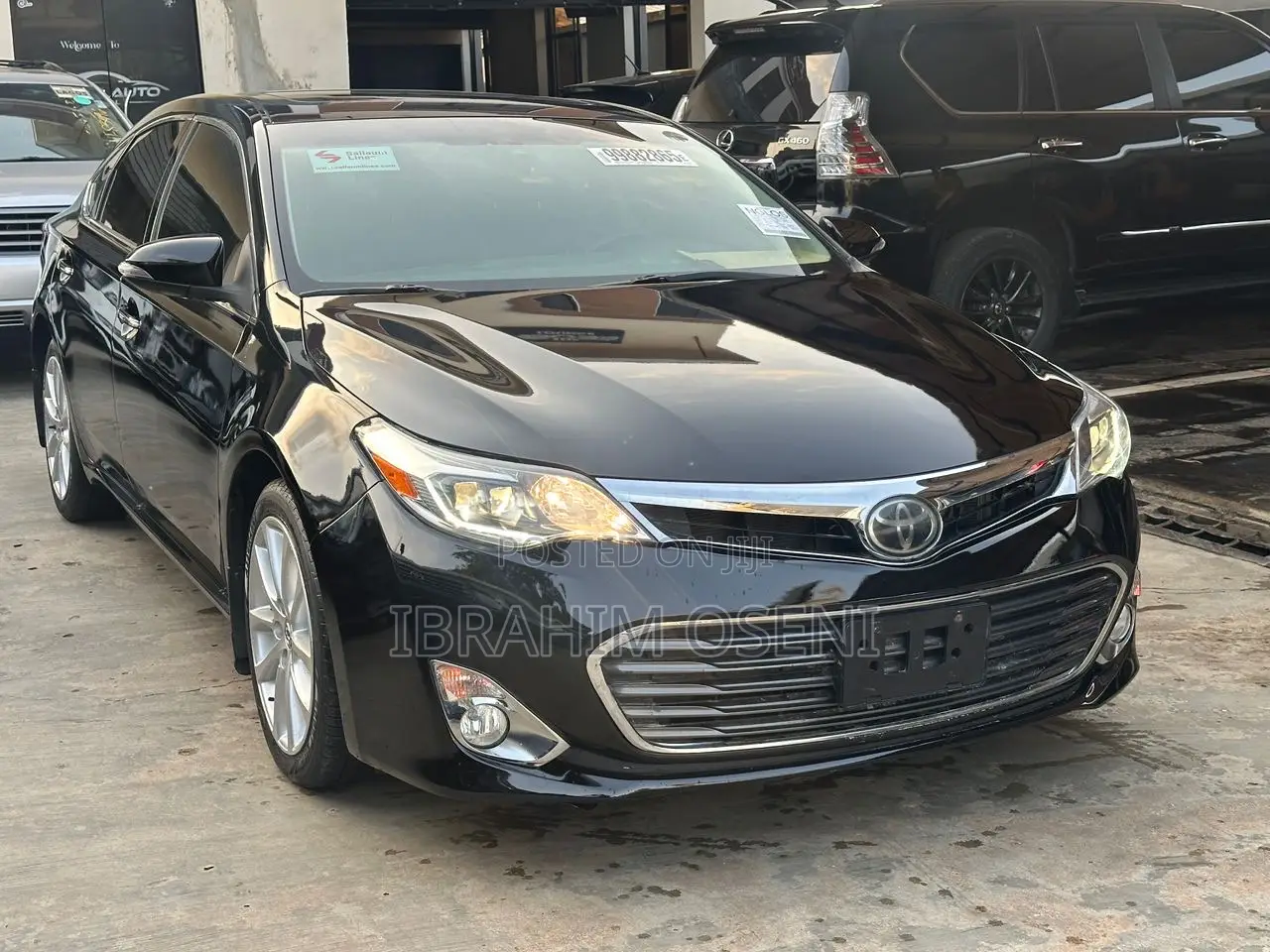 Toyota Avalon Limited 4dr Sedan (3.5L 6cyl 6A) 2015 Black