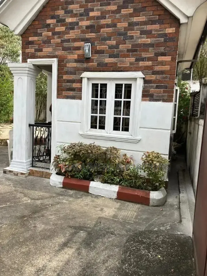 3bdrm Bungalow in Doxa , Dr Peter, Trans Amadi for sale