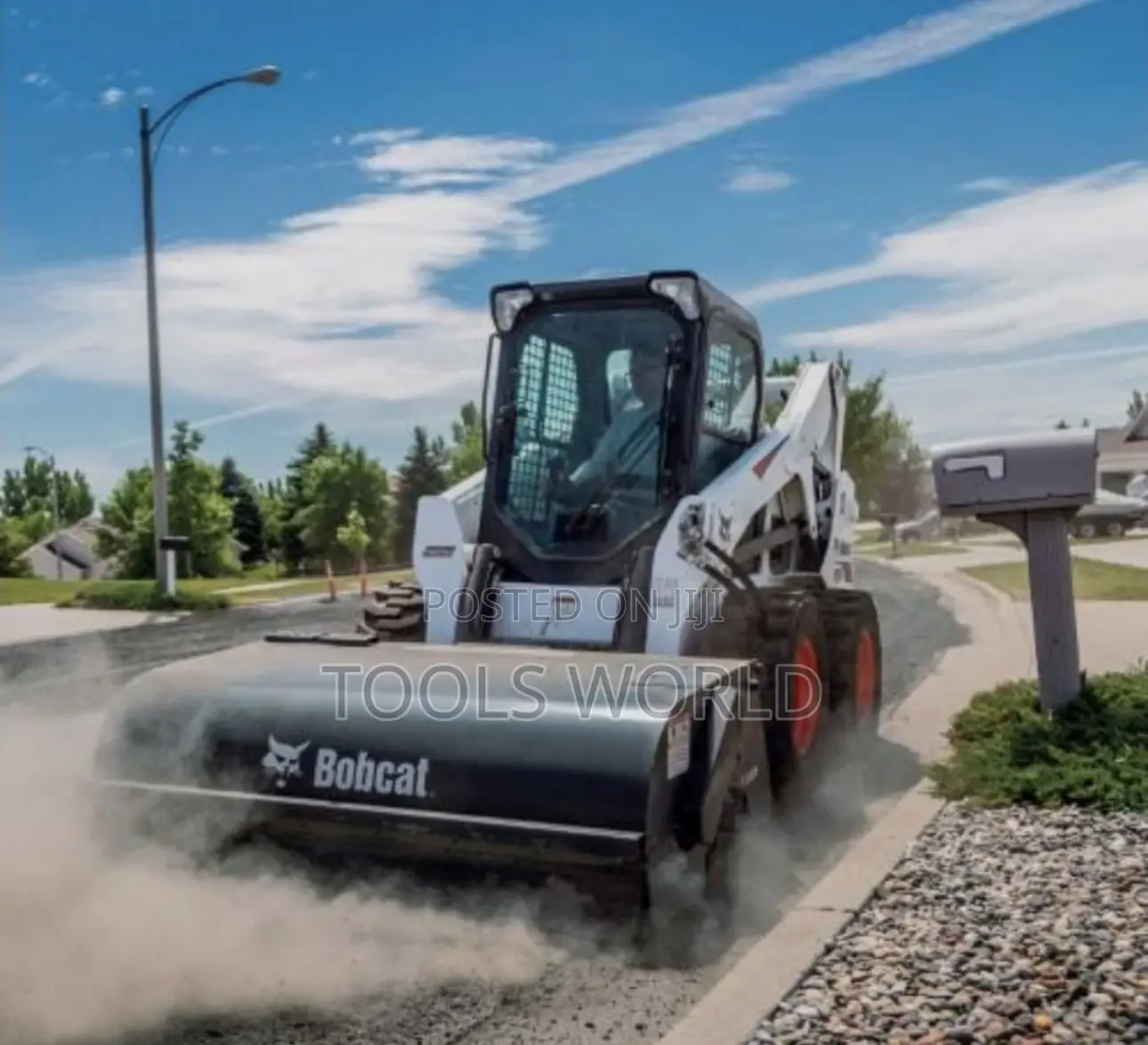 Multi Functional 3 in 1 Heavy Duty S650 Skid-Steer Loader Bobcat S650