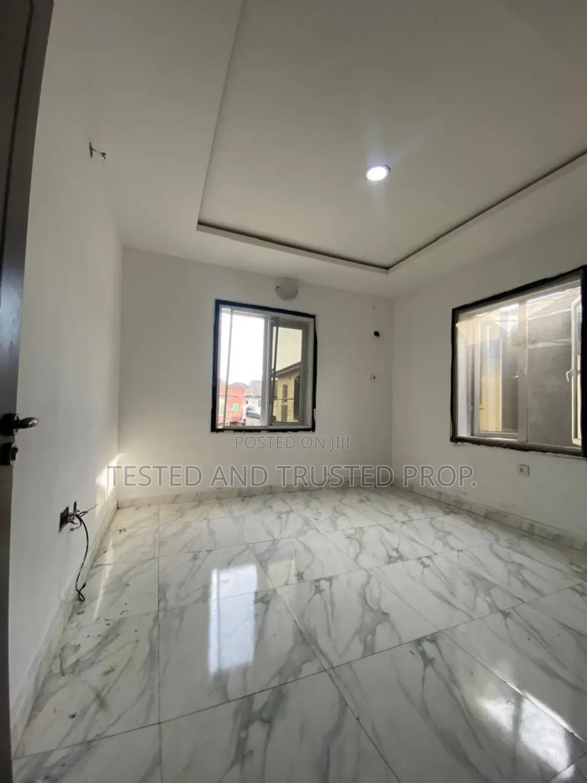2bdrm Apartment in Osapa for rent