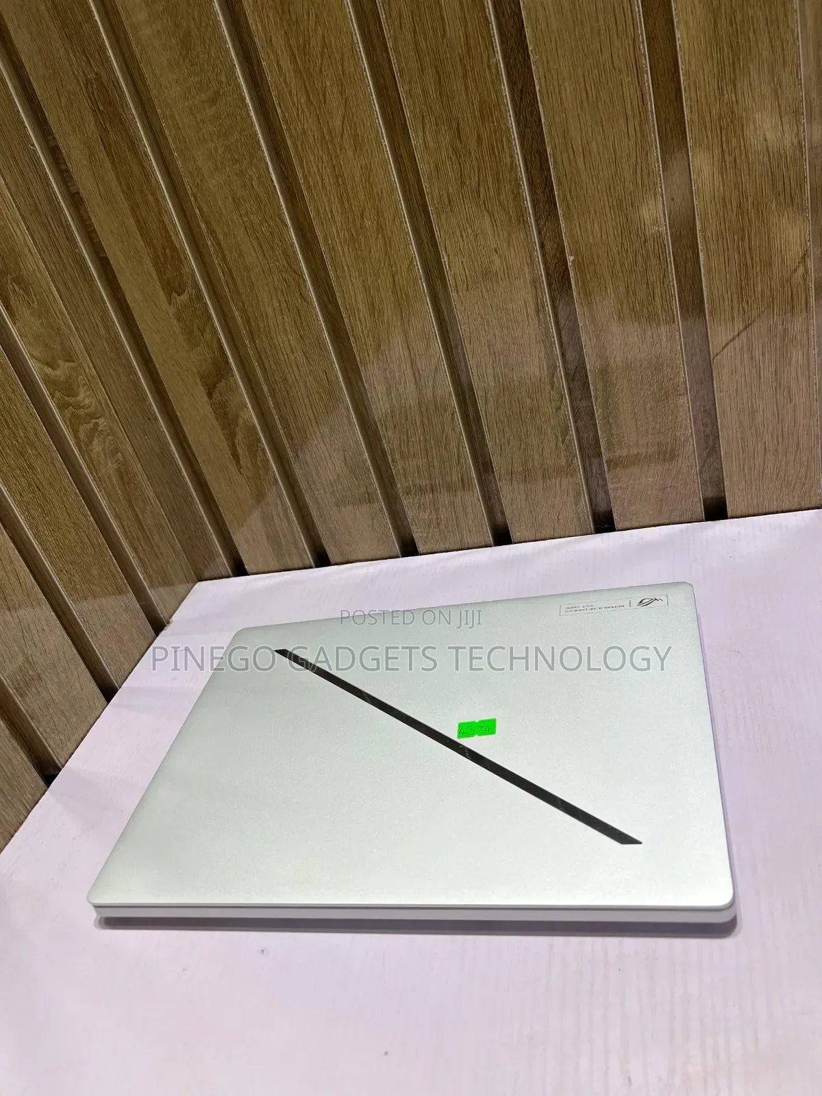 Laptop Asus ROG Zephyrus G14 32GB AMD Ryzen 9 SSD 1T
