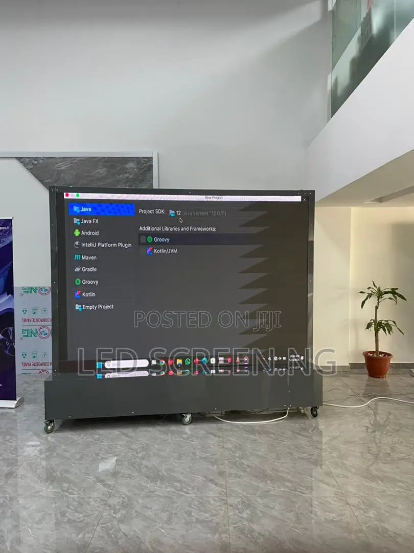 Movable Led Screen 4 Work Space