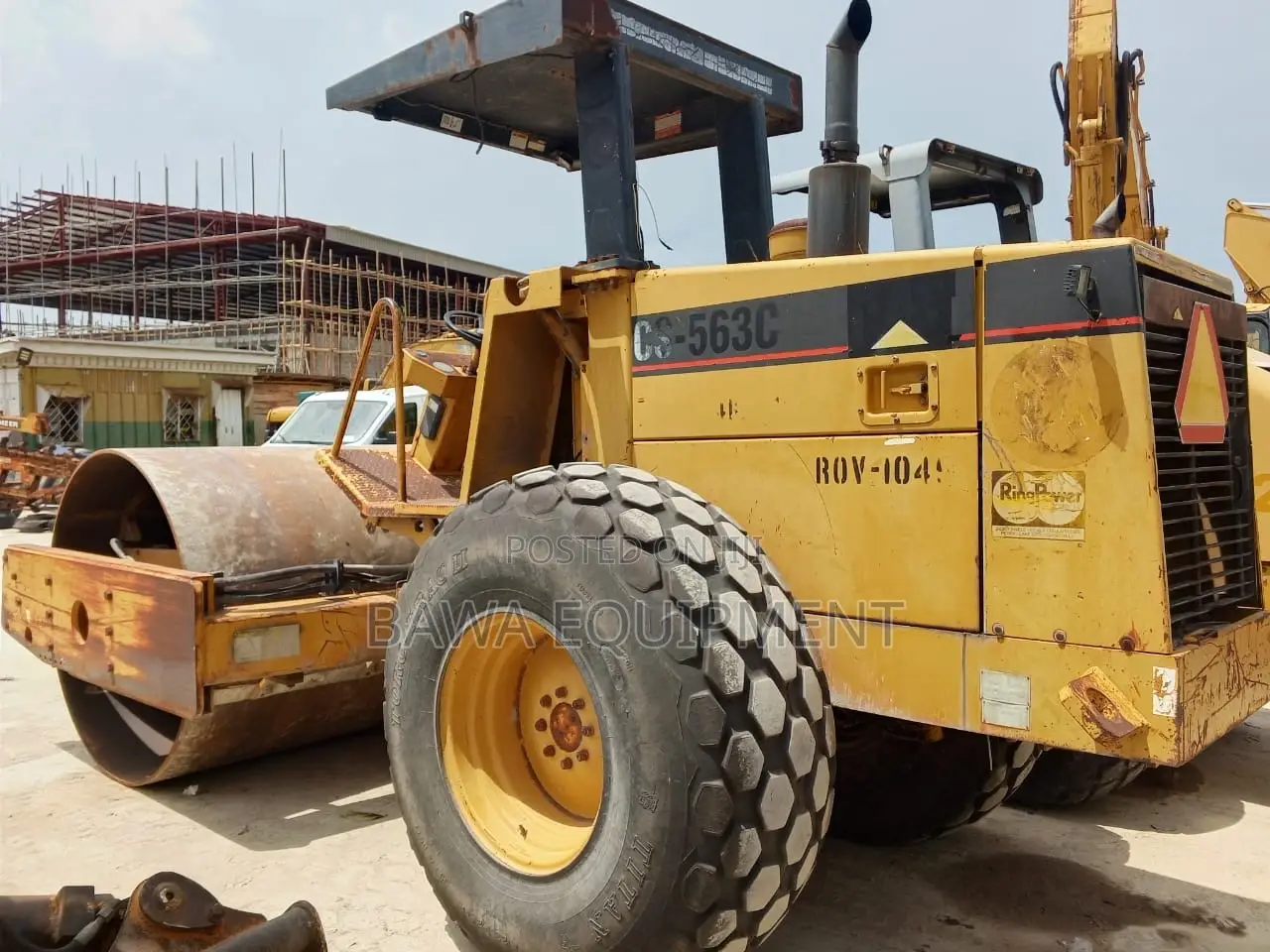 Caterpillar Vibratory Roller Cs-563c