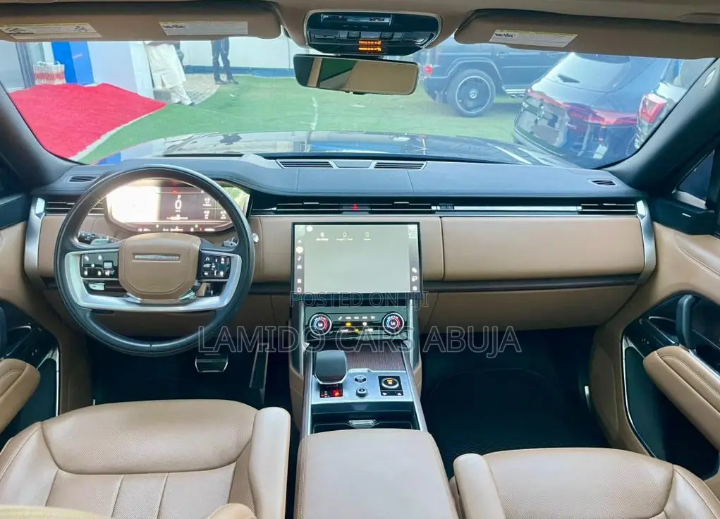 Land Rover Range Rover Autobiography 2024 Black