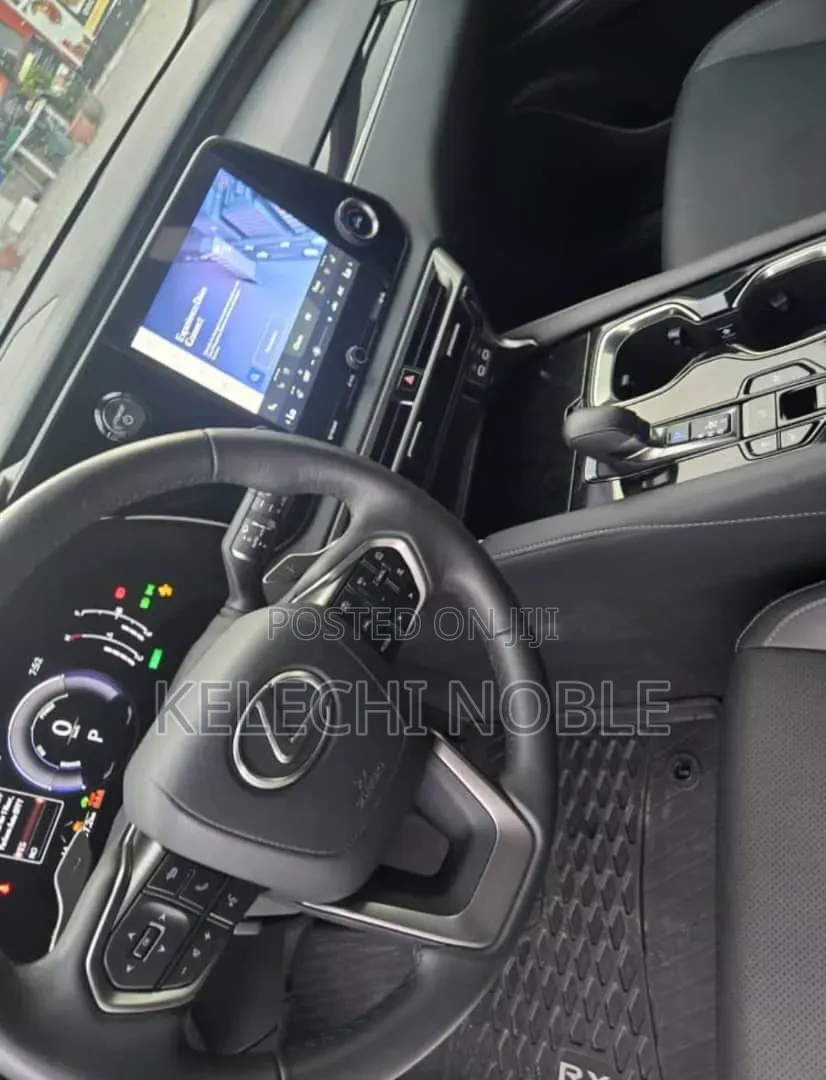 Lexus RX 350h AWD 2023 White