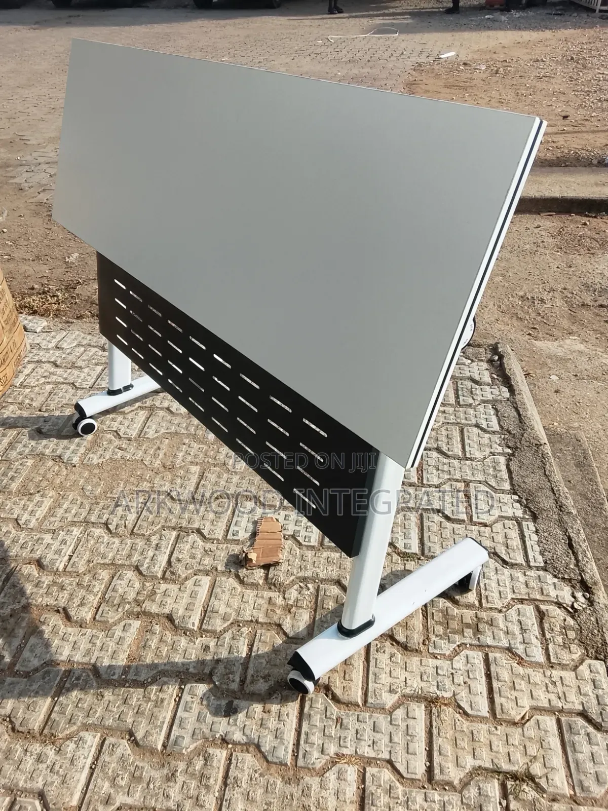 Foldable Top Training Table With Lockable Wheels 40cm/1.2mitre