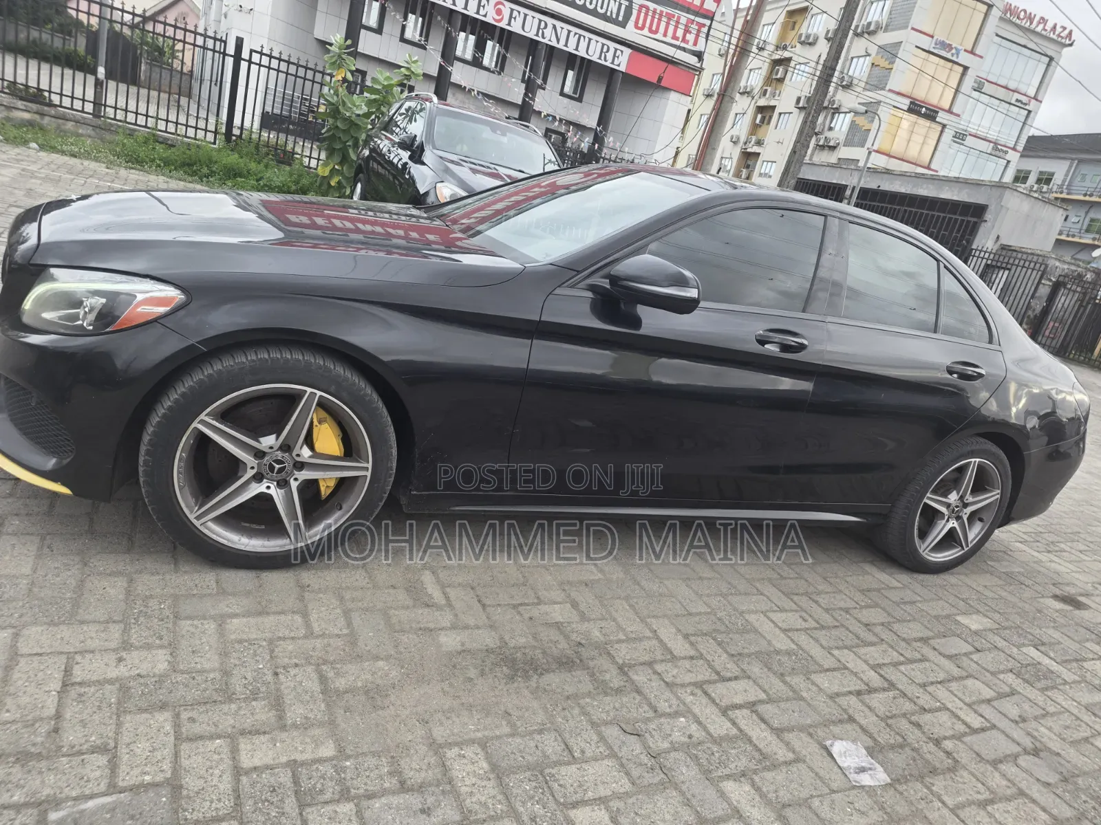Mercedes-Benz C300 2018 Black
