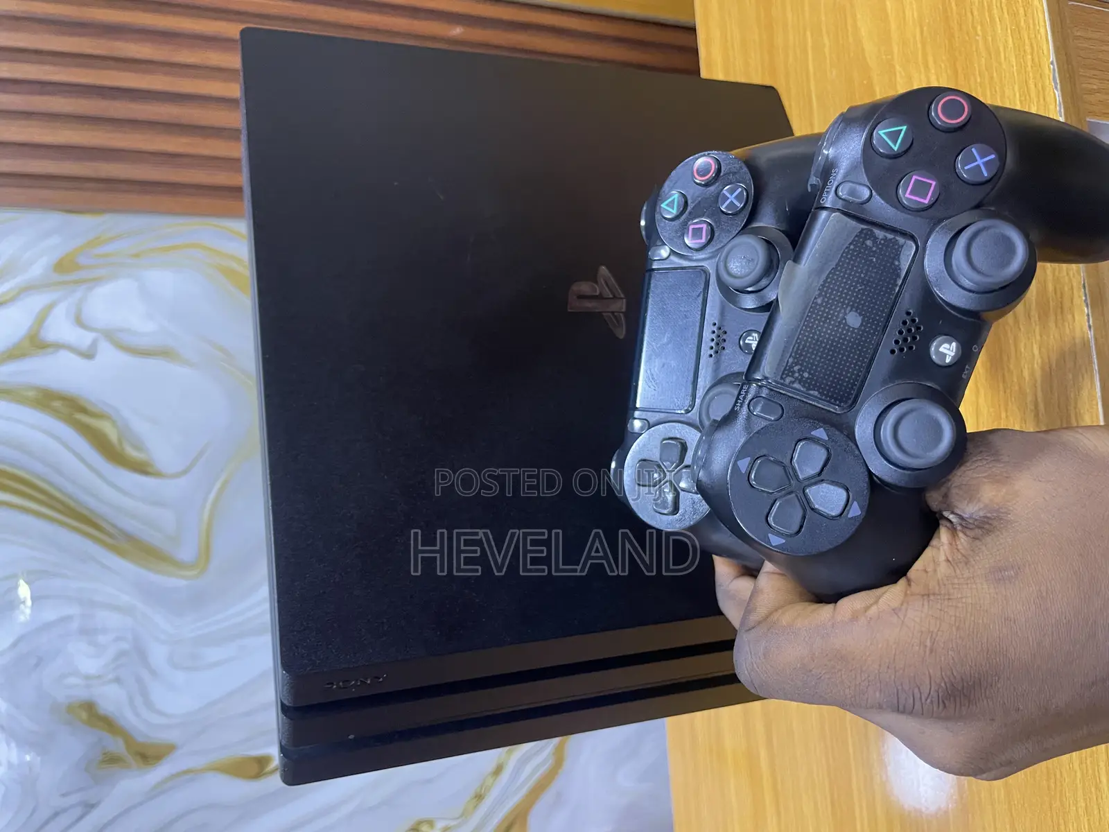 Belgium Ps4 Pro (With Games Installed)