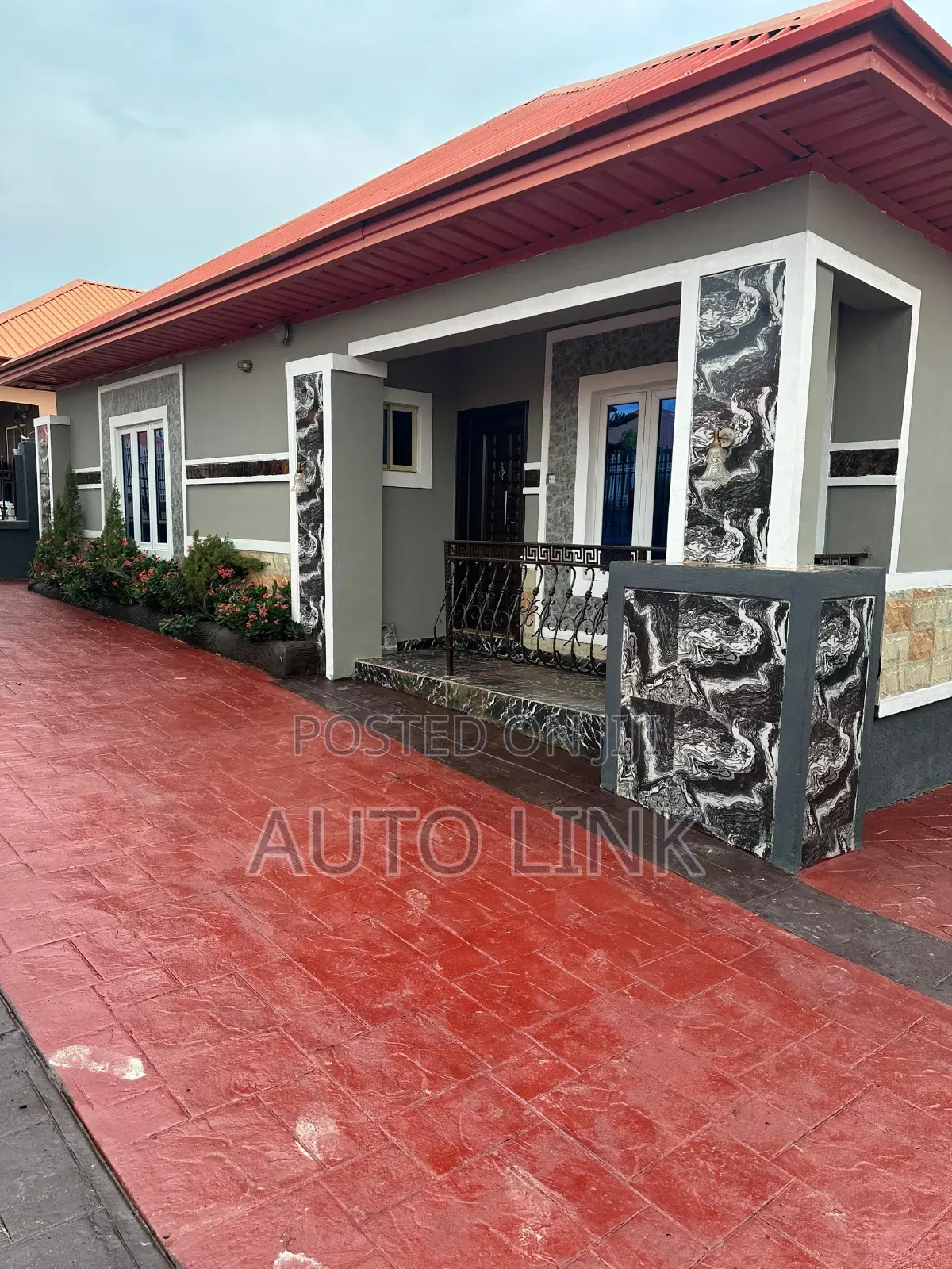 3bdrm Bungalow in Enugu for rent