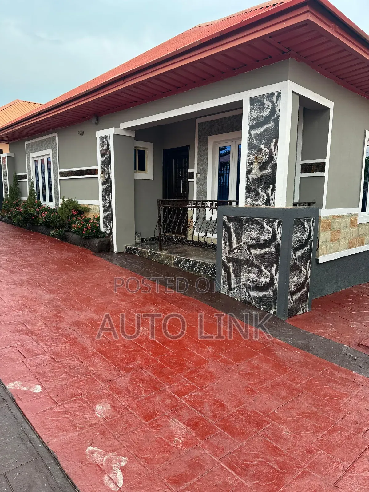 3bdrm Bungalow in Enugu for rent