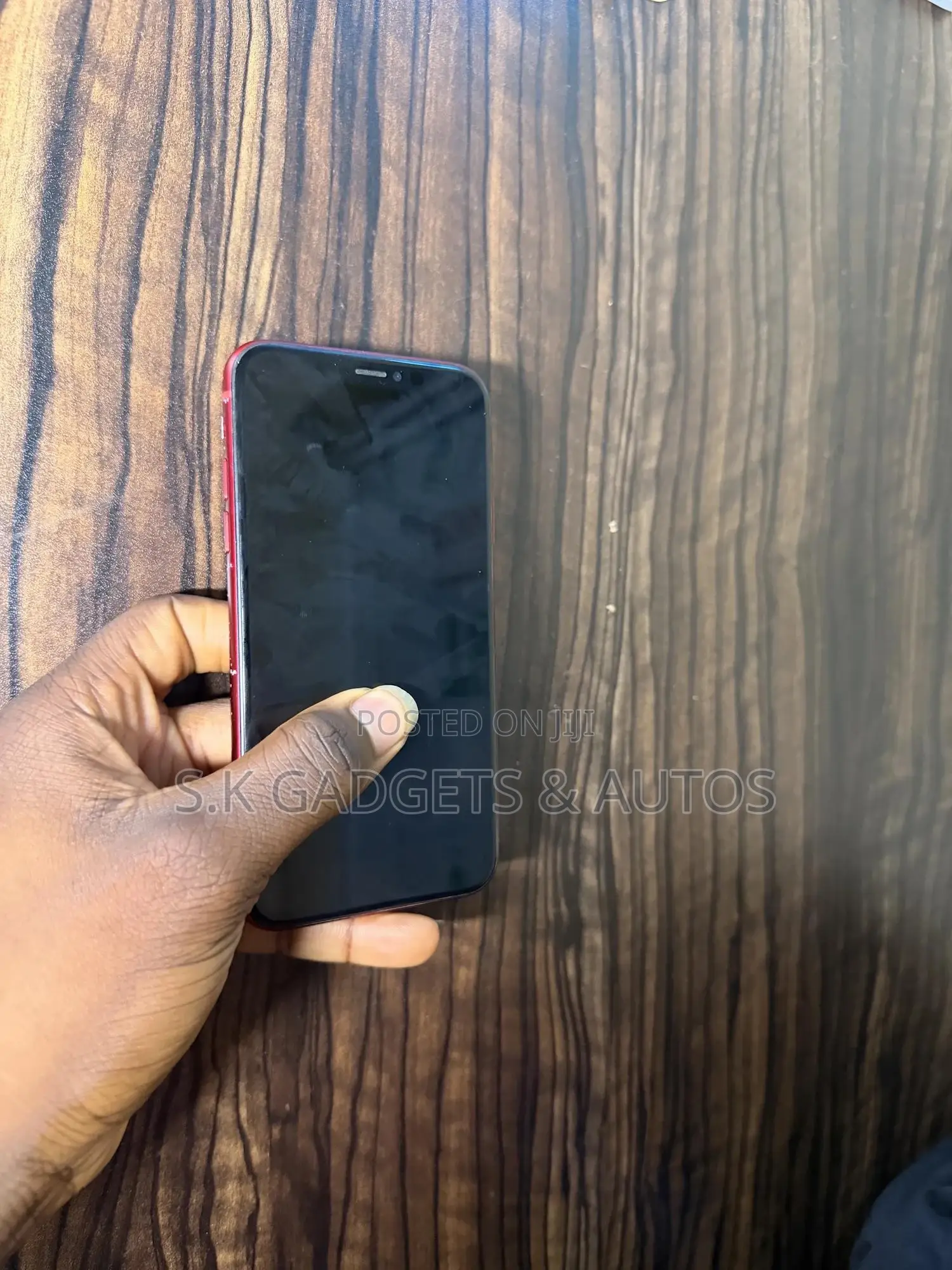 Apple iPhone XR 64 GB Red