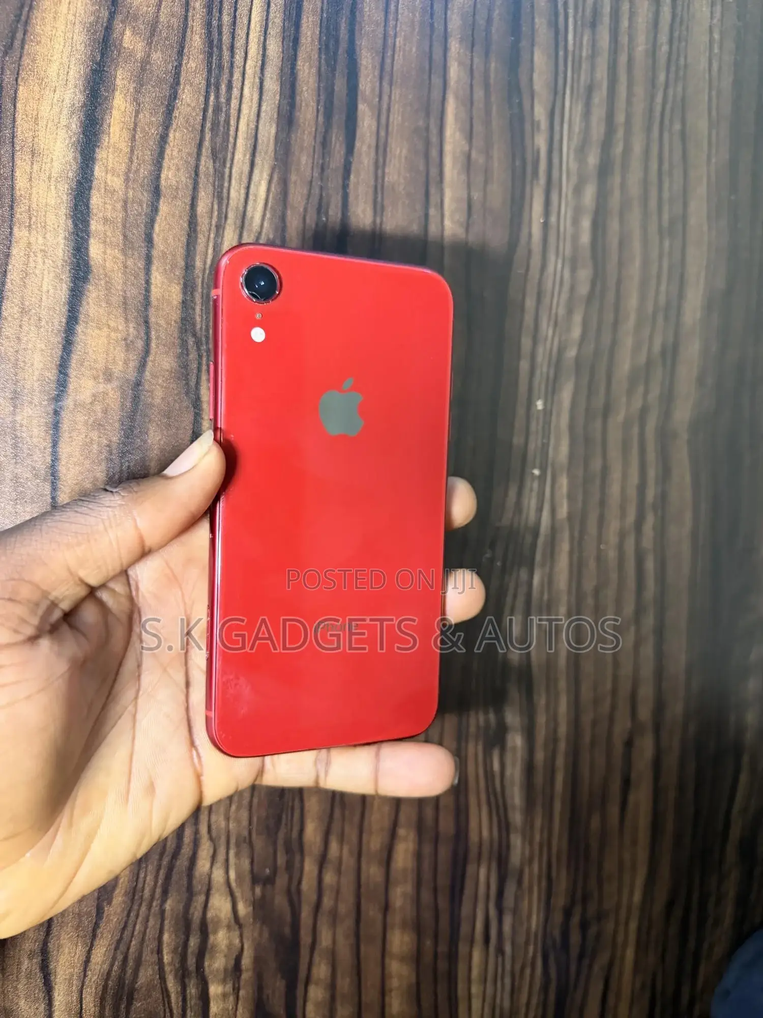 Apple iPhone XR 64 GB Red
