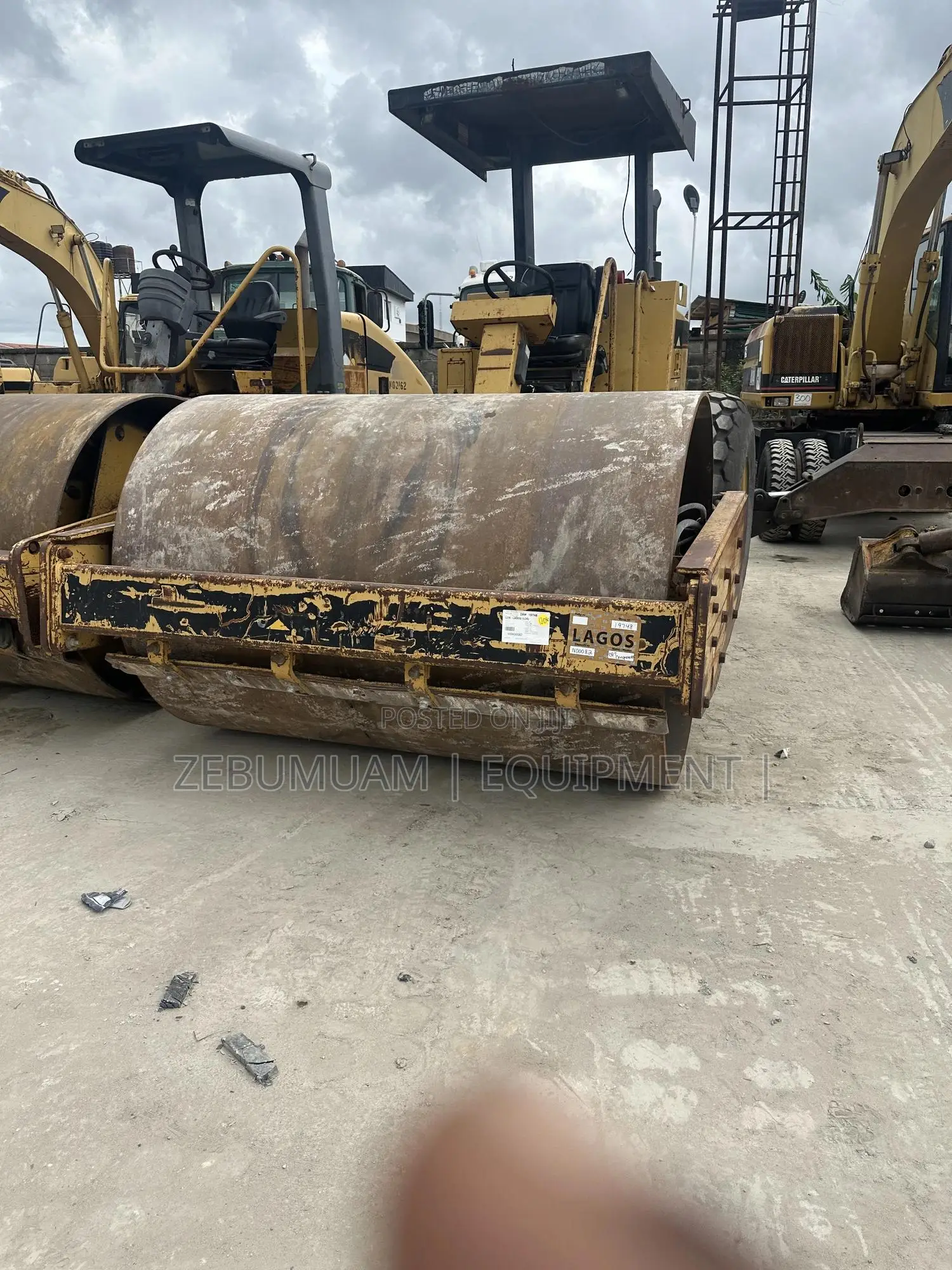 Wheel Roller Cs 563 for Sale: Price 145m Naira
