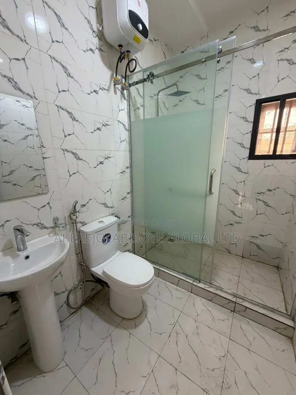 4bdrm Duplex in Apo, Abuja for sale