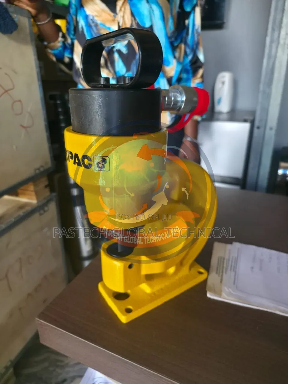 Ch-60 Hydraulic Hole Punching Tool