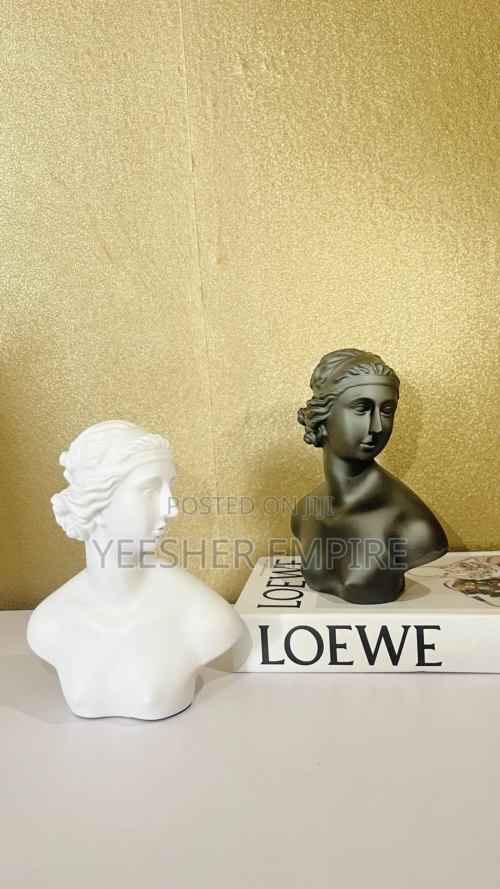 Decor Figurine Statue