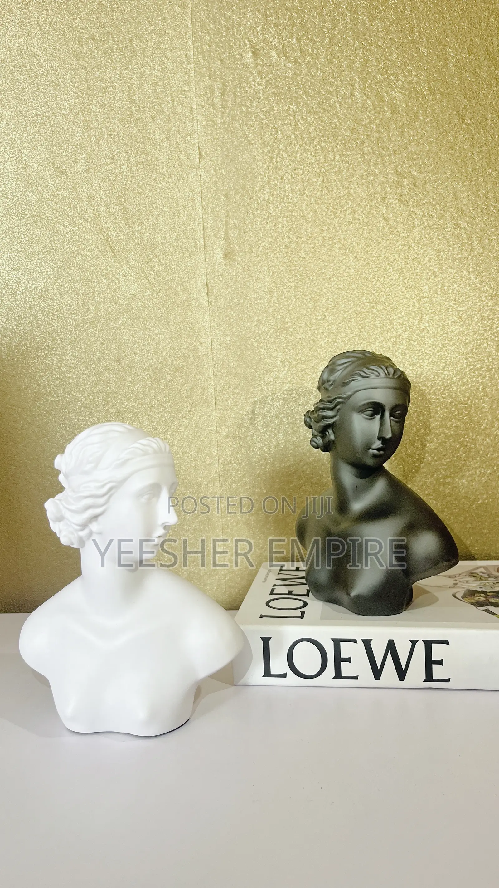 Decor Figurine Statue