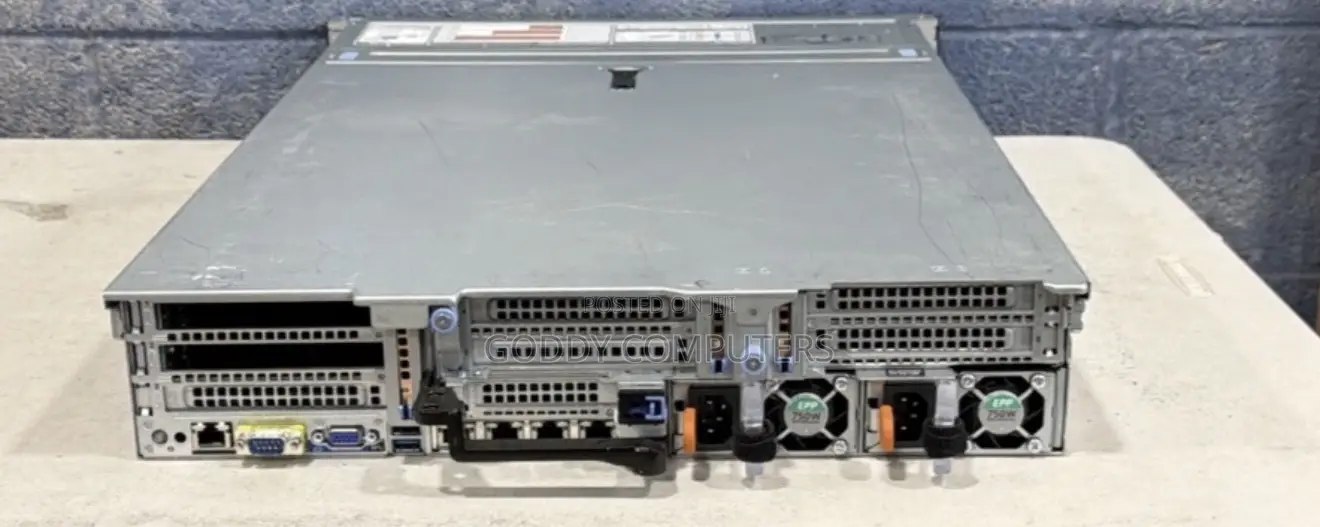 Server Dell PowerEdge R740 32GB Intel Xeon HDD 4T