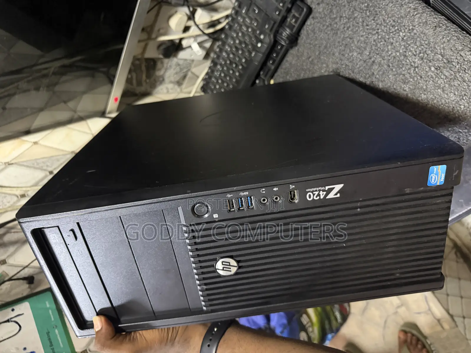 Desktop Computer HP Z420 32GB Intel Xeon HDD 1T