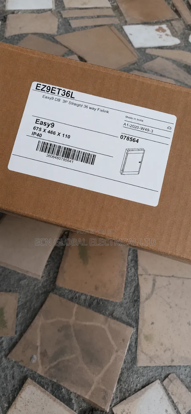 Original Schneider Easy9 D12 3-Phase TPN Distribution Board (Db Set)