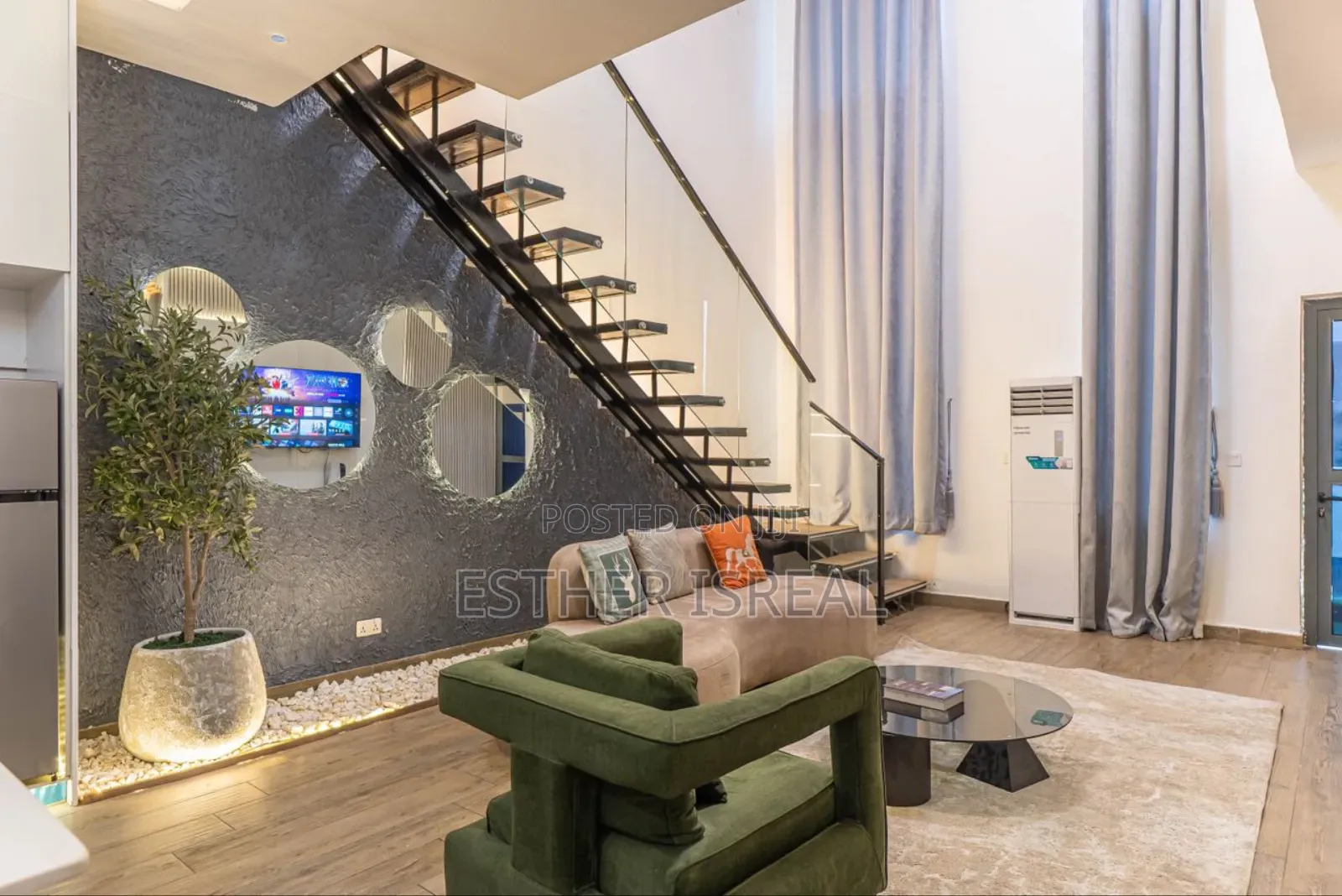 Loft 1 Bedroom Apartment