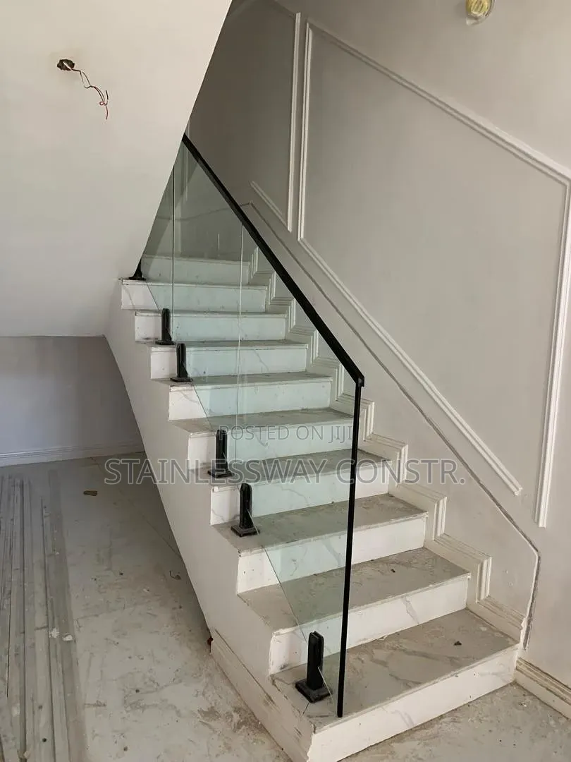 Plain Glass With Black Spigot Base Railing