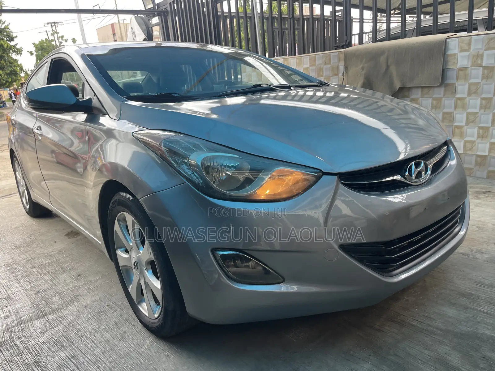 Hyundai Elantra GLS 2011 Silver