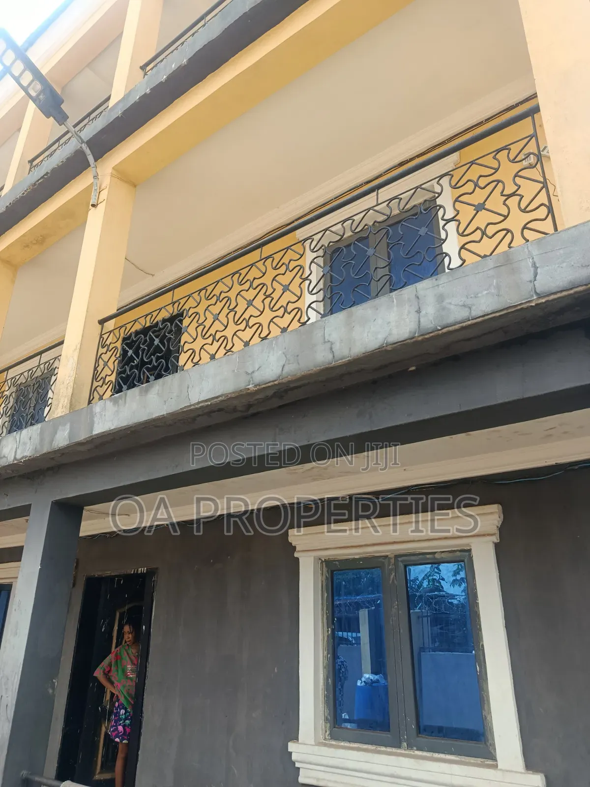 18bdrm Apartment in Ibadan for sale