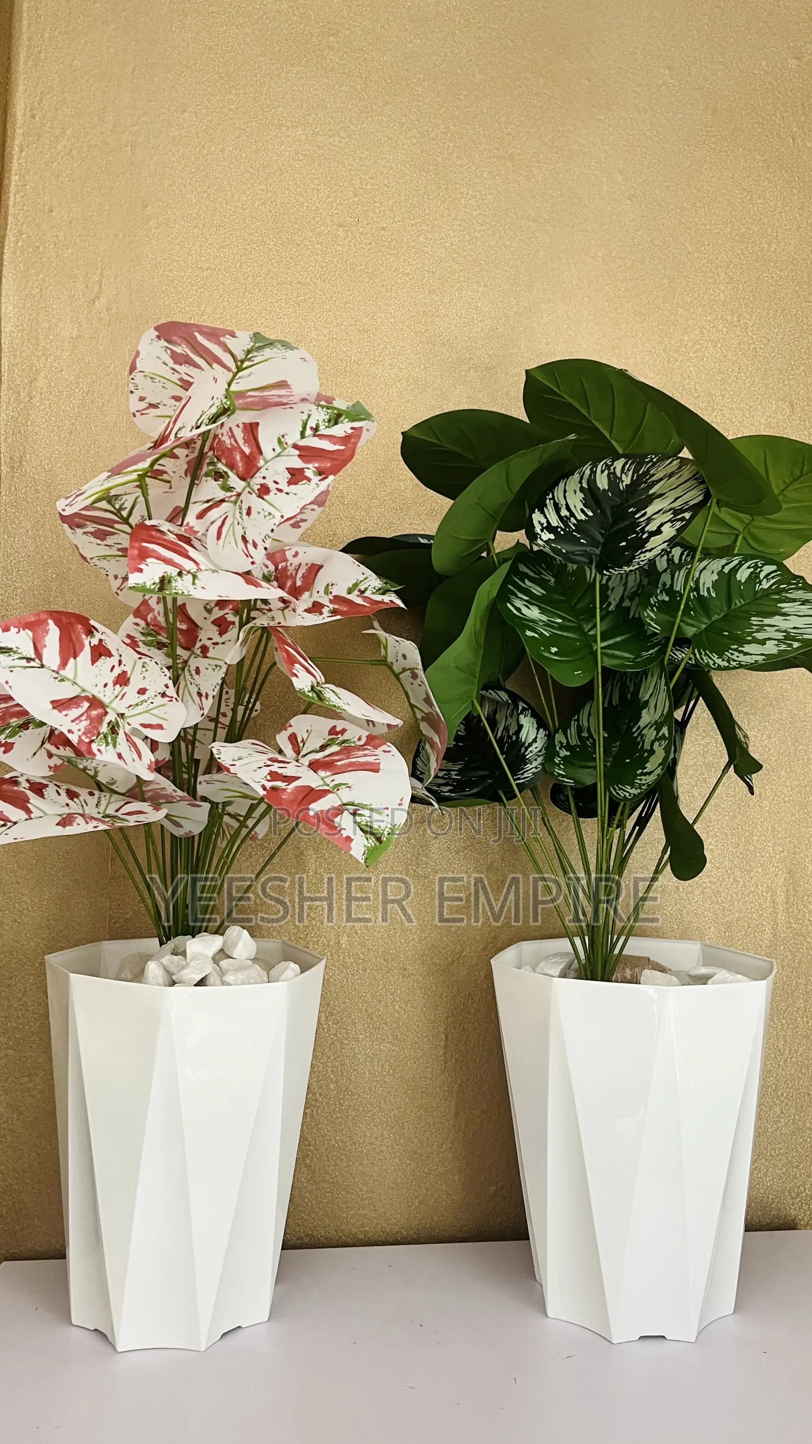 Artificial Flower Vase