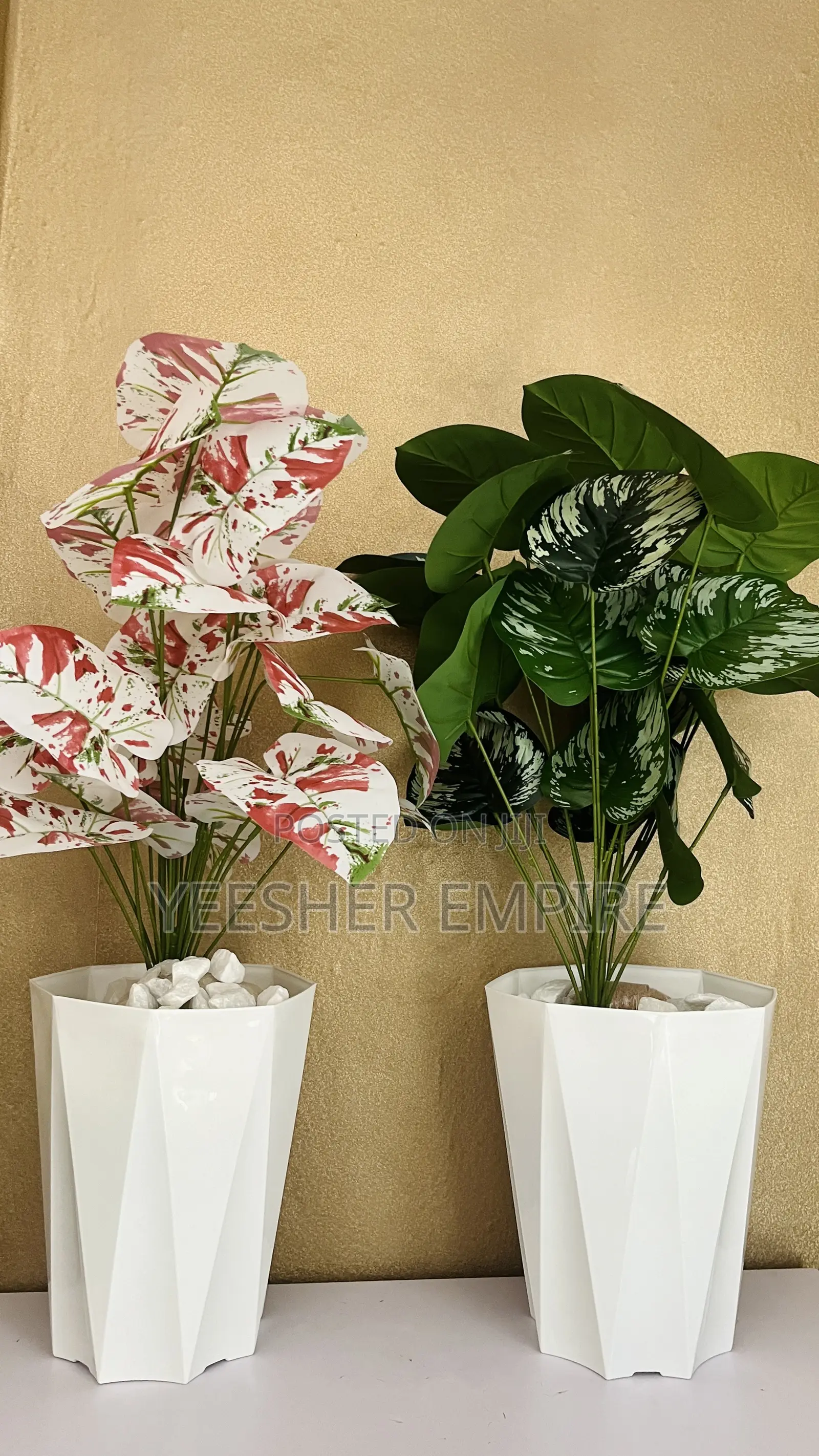 Artificial Flower Vase