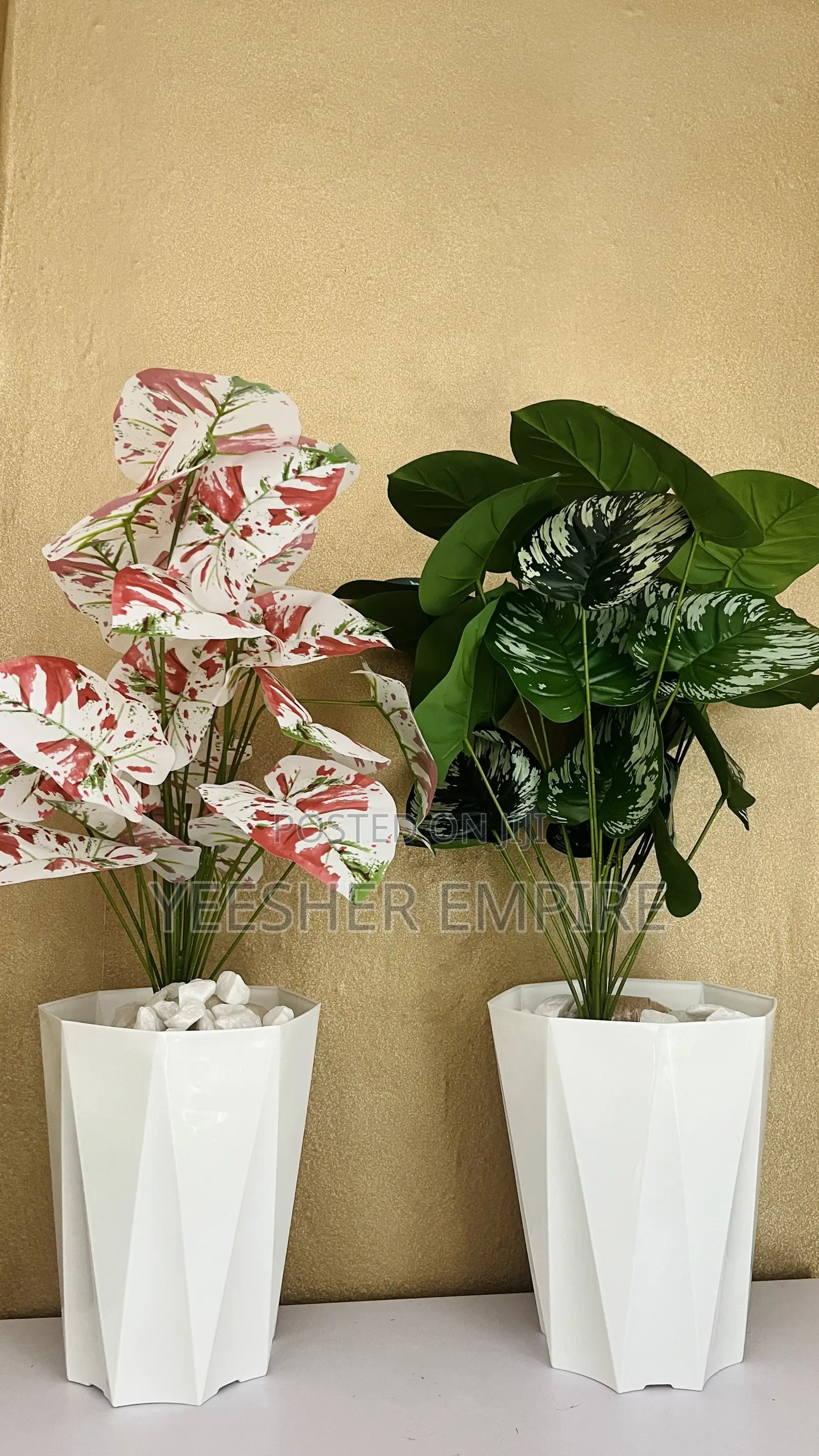 Artificial Flower Vase