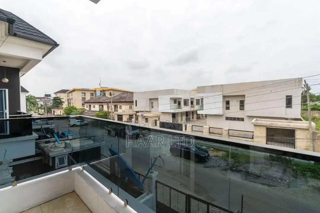 Furnished 4bdrm Duplex in Chevron for rent