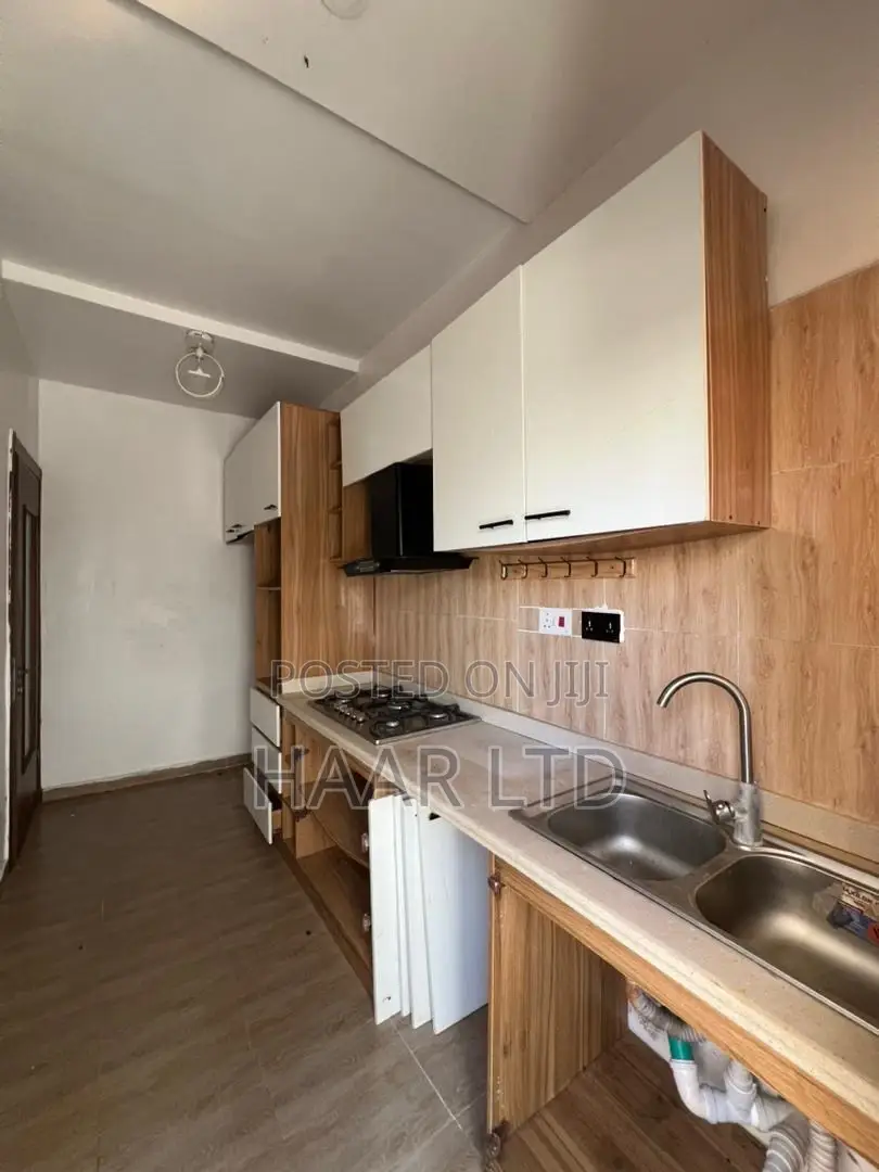 3bdrm Duplex in Ikota for rent