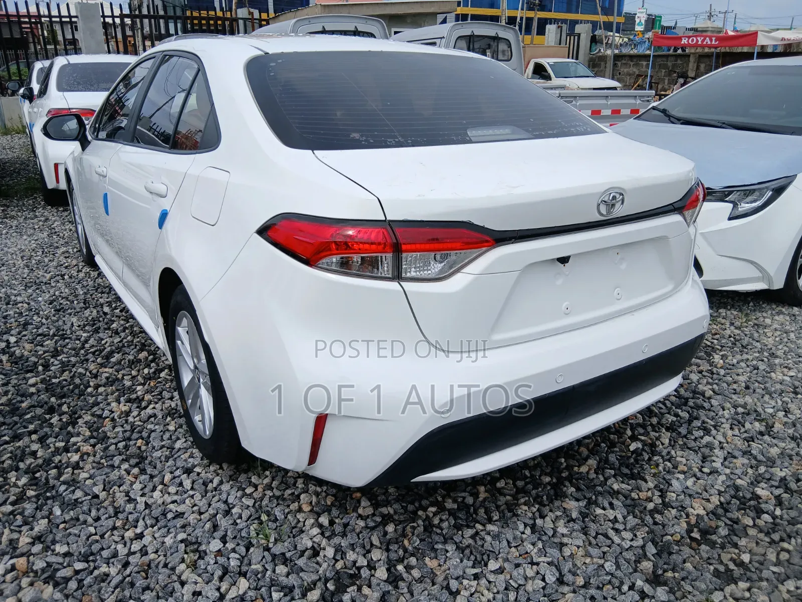 Toyota Corolla LE 2021 White