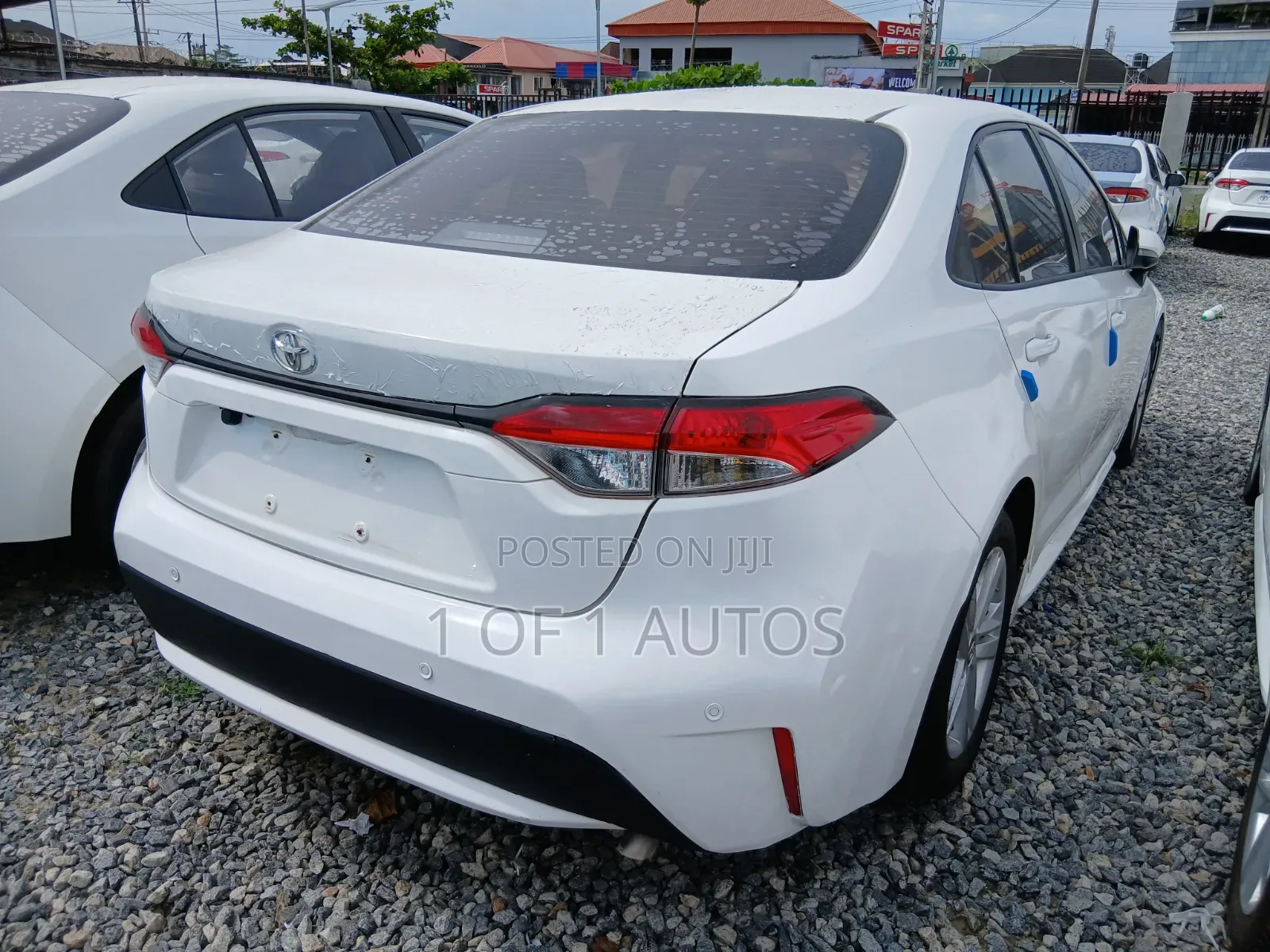 Toyota Corolla LE 2021 White