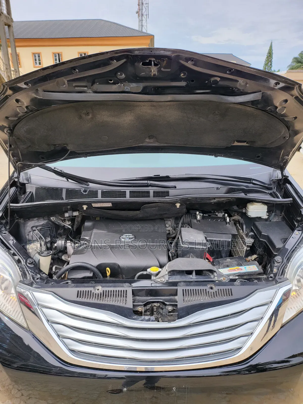 Toyota Sienna Limited 7-Passenger 4dr Minivan AWD (3.5L 6cyl 6A) 2014