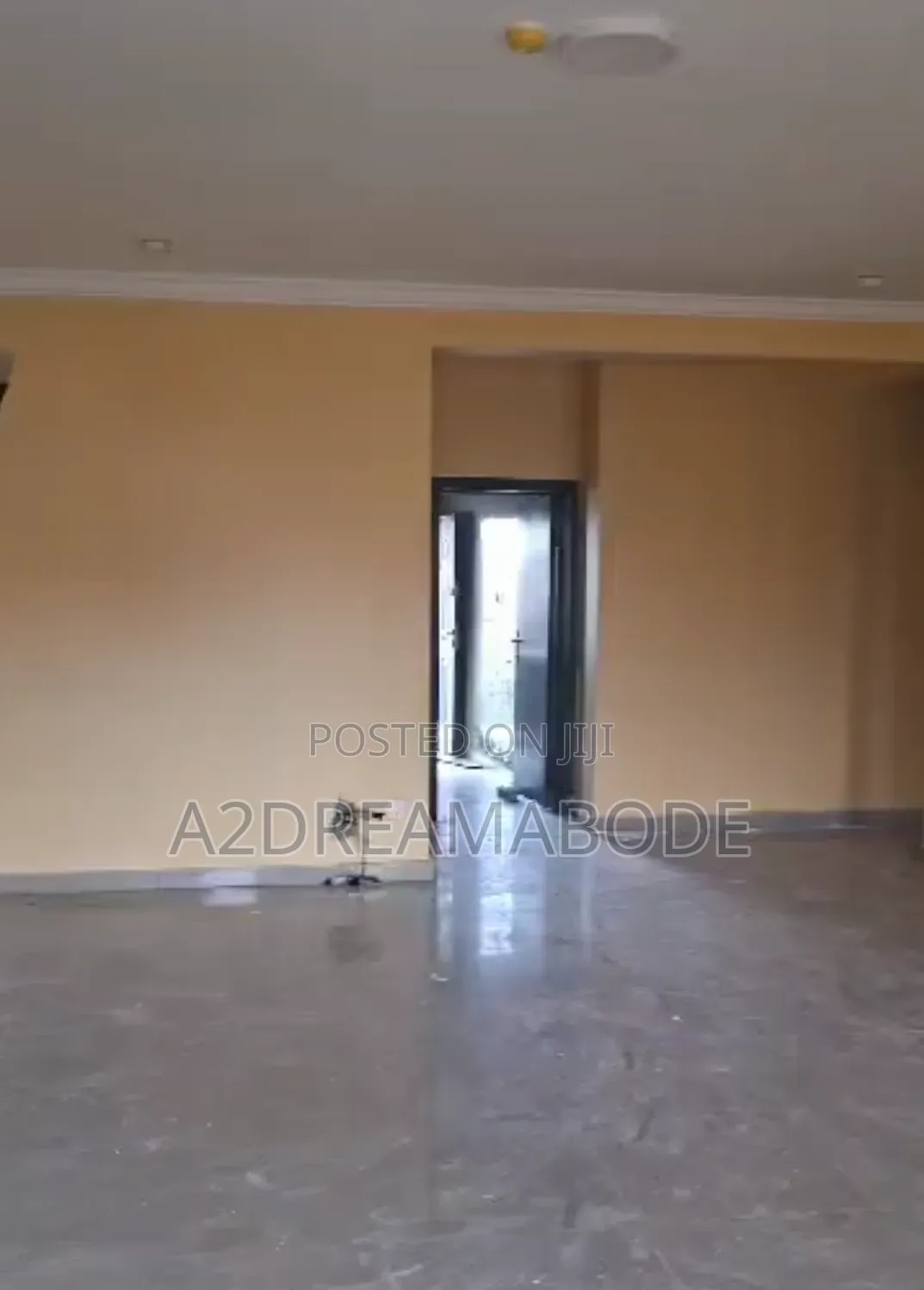 3bdrm Apartment in Mende for rent