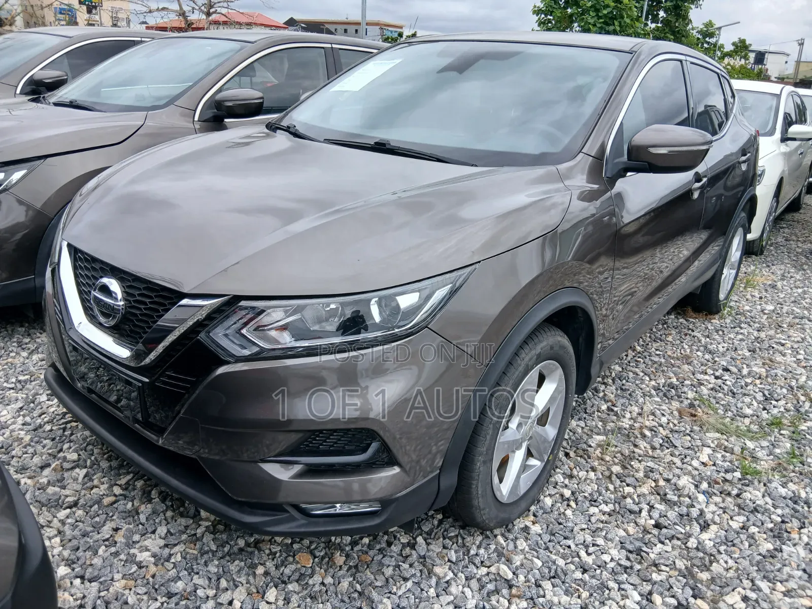 Nissan Qashqai 2022 Brown