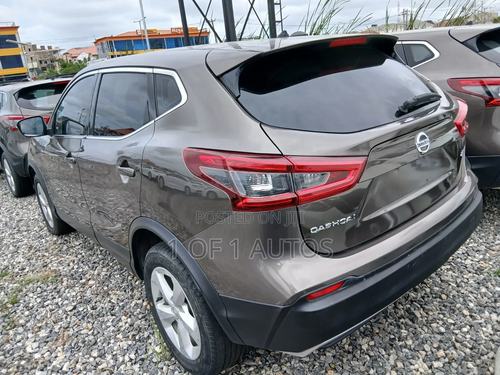 Nissan Qashqai 2022 Brown