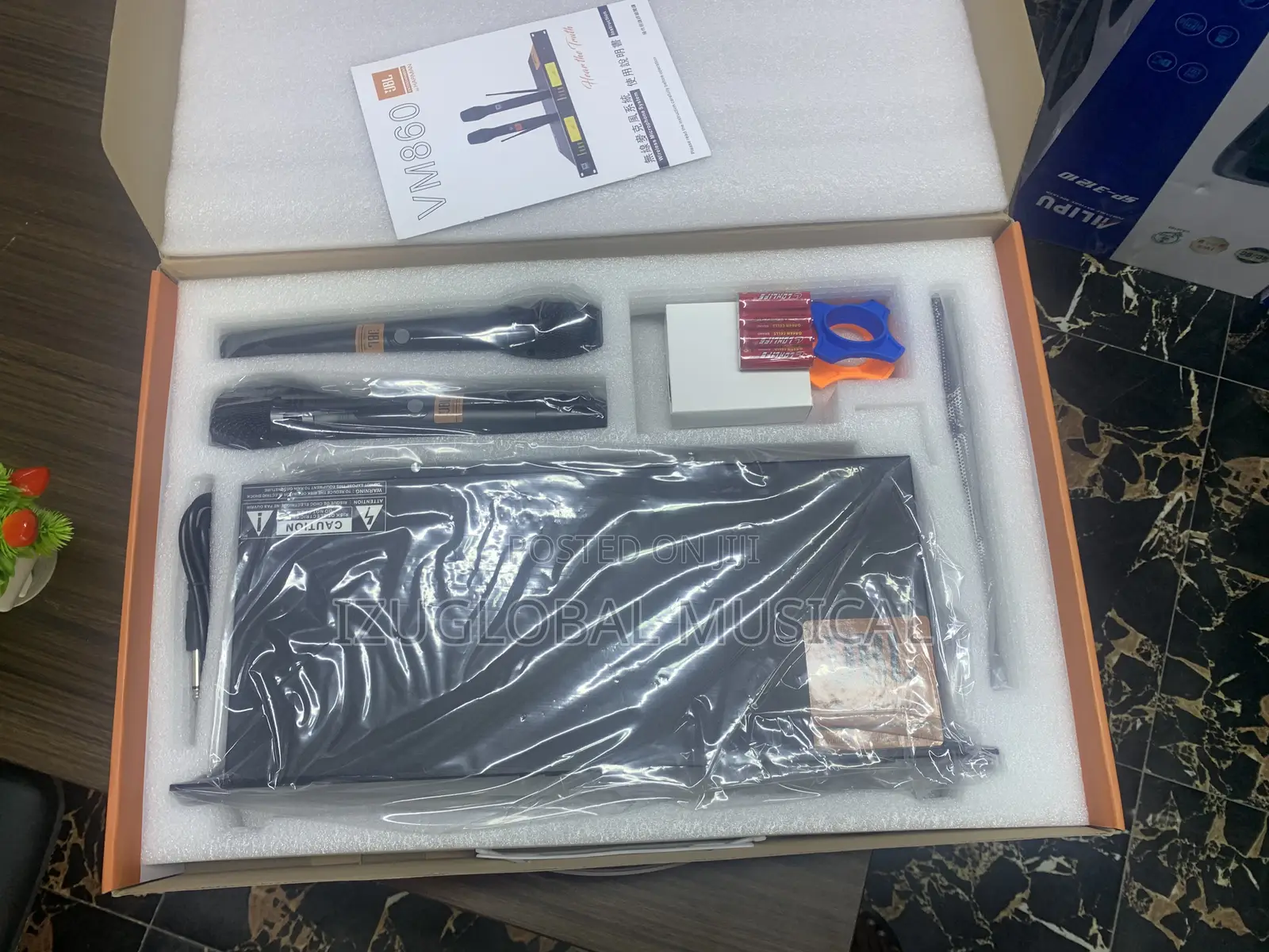 JBL Vm860 Digital Wireless Microphone