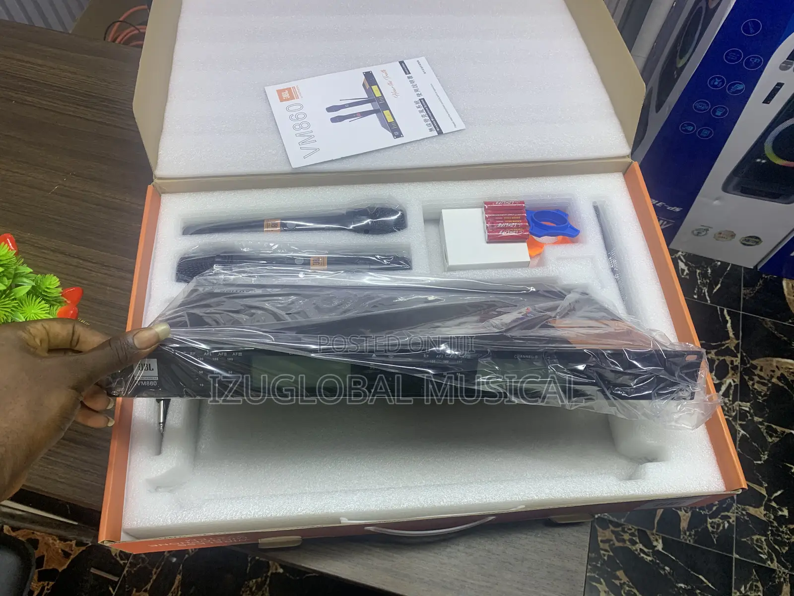 JBL Vm860 Digital Wireless Microphone